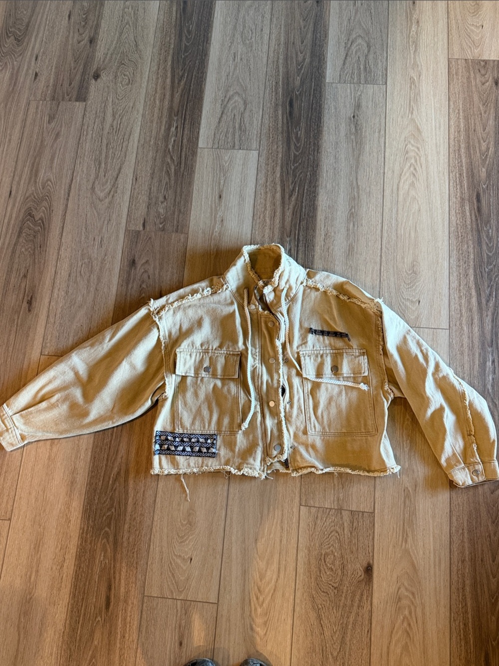 Cropped Distressed Denim Material Utility Jacket in Beige with Embroidered Patch